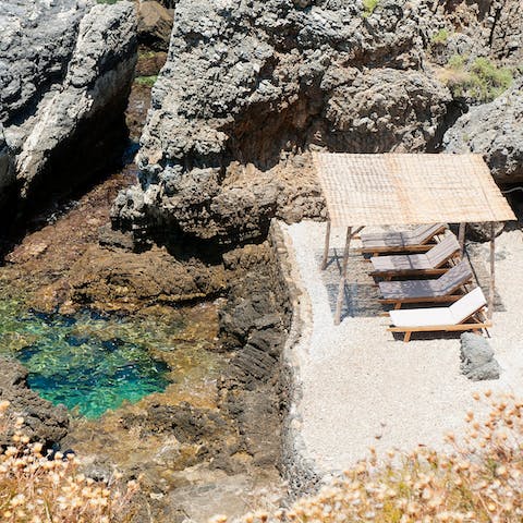 Explore the waters of the private coves – your host can provide snorkelling gear