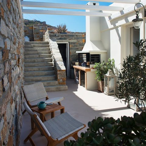 Get creative with local flavours on the built-in barbecue