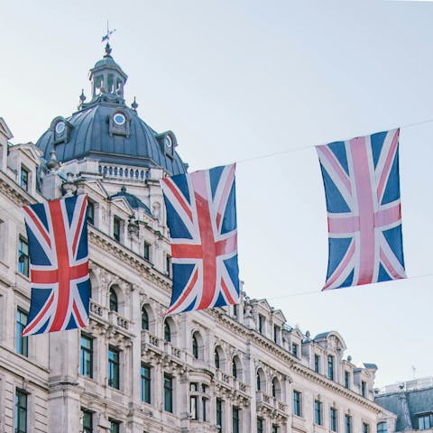 Enjoy sightseeing in central London – a short tube ride away