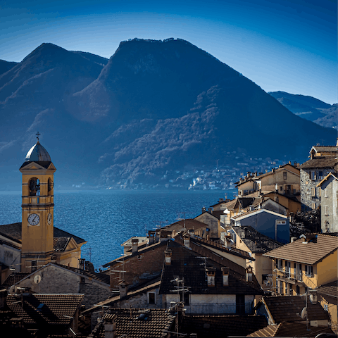 Stroll around the charming streets of Como, right on your doorstep