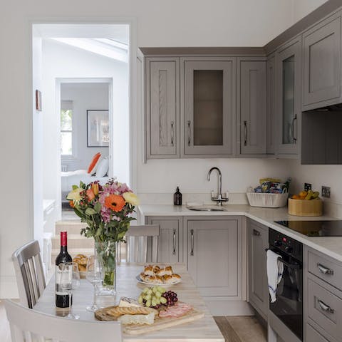 Start mornings with a bite to eat in the farmhouse-style kitchen
