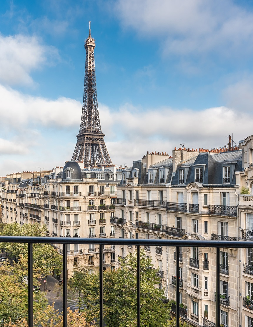 Decadent Parisian home interior